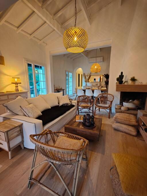 Villa Handres Nans-les-Pins Ngoại thất bức ảnh
