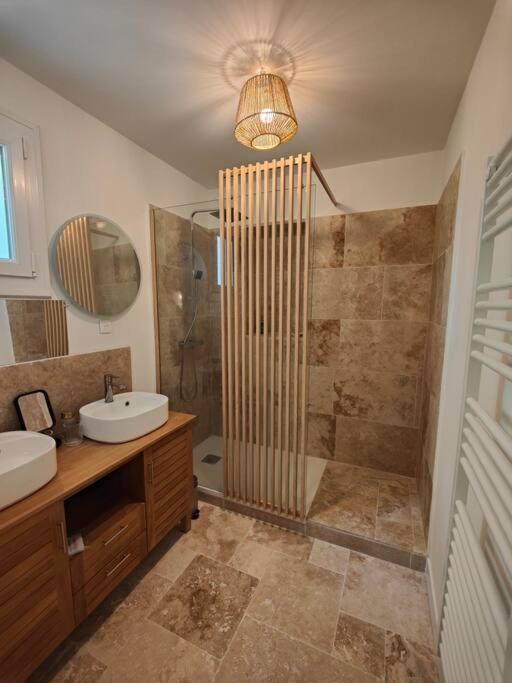 Villa Handres Nans-les-Pins Ngoại thất bức ảnh